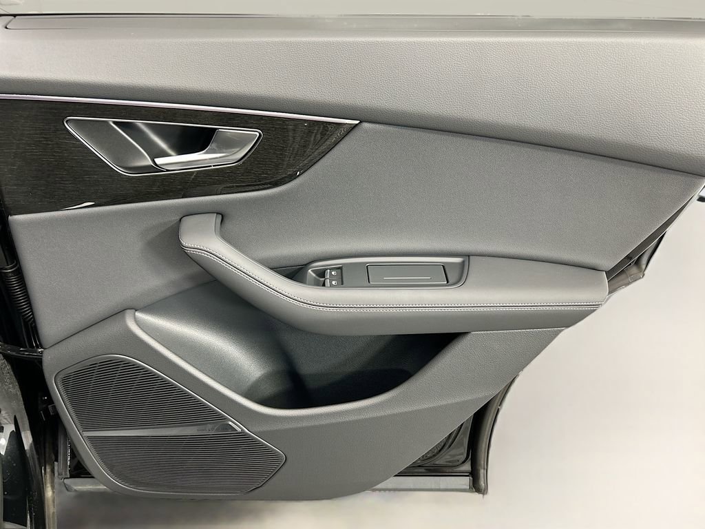 New 2026 Audi Q8 Premium Plus image 26