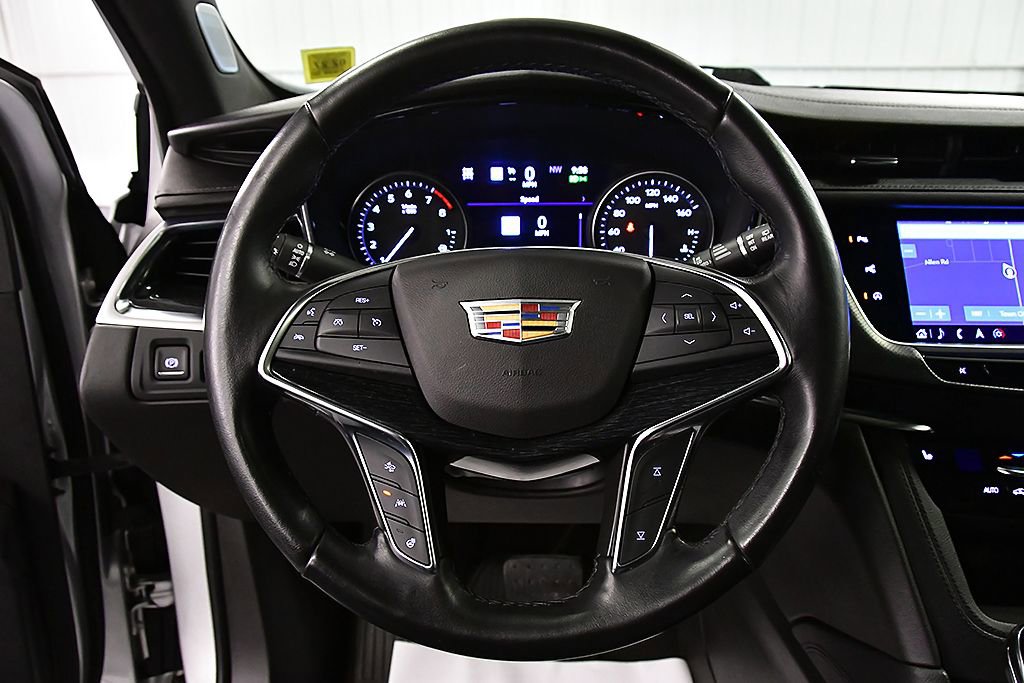 Used 2020 Cadillac XT5 Premium Luxury AWD/4WD image 19