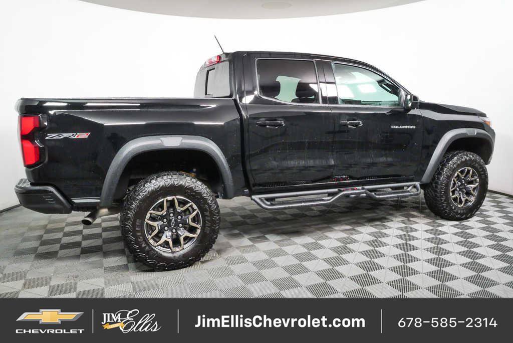 Certified 2024 Chevrolet Colorado ZR2 w/ ZR2 Convenience Package III AWD/4WD image 2