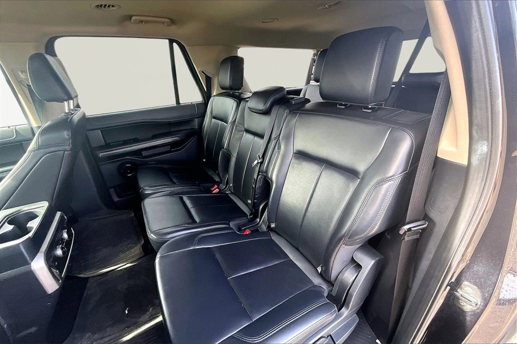 Used 2024 Ford Expedition Max XLT image 25