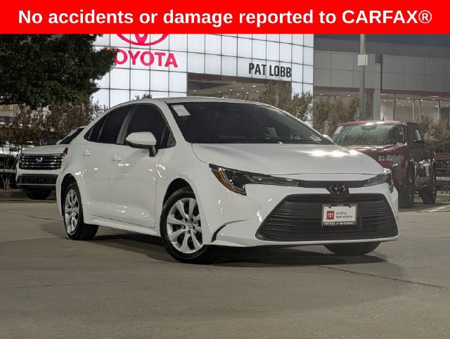 Certified 2026 Toyota Corolla LE FWD image 2
