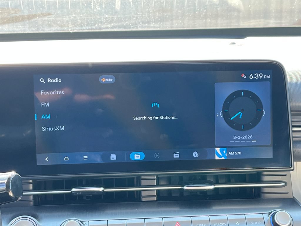 Used 2025 Hyundai Kona SEL AWD/4WD image 33