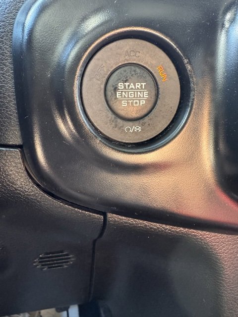 Used 2020 Jeep Wrangler Unlimited Sahara image 21