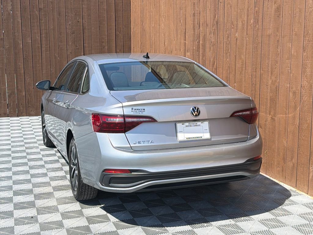 Used 2024 Volkswagen Jetta S image 14