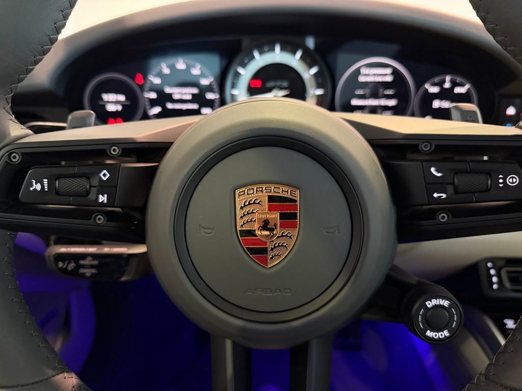 Used 2024 Porsche 911 Carrera GTS image 16