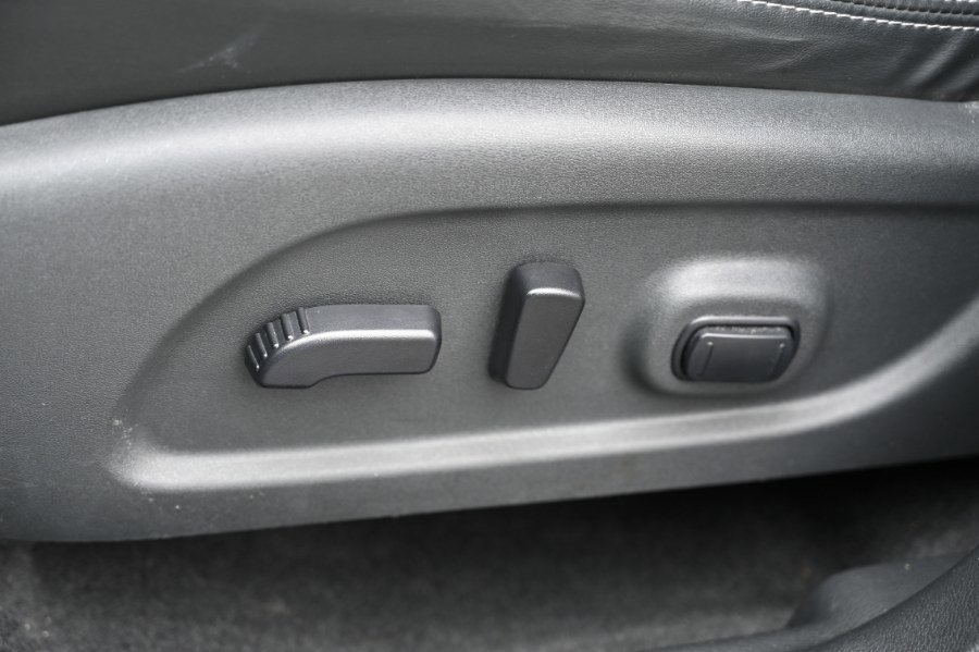 Used 2023 Nissan Murano SV image 15