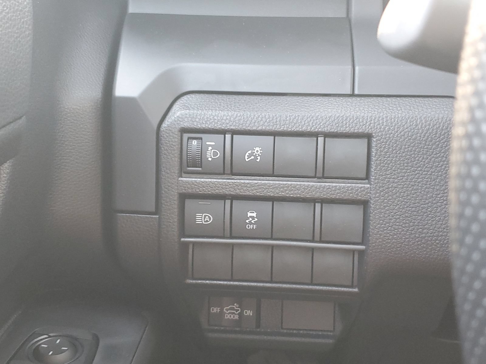 Certified 2026 Toyota Tacoma SR AWD/4WD image 28