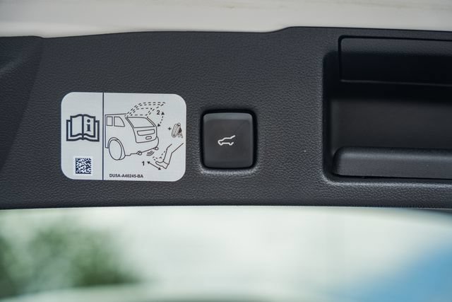 Used 2020 Ford Escape SEL FWD image 12