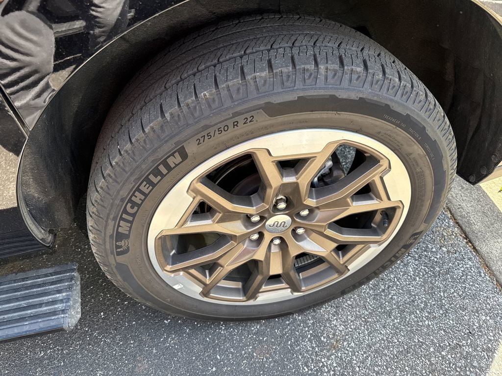 Used 2025 Ford Expedition Max King Ranch AWD/4WD image 14