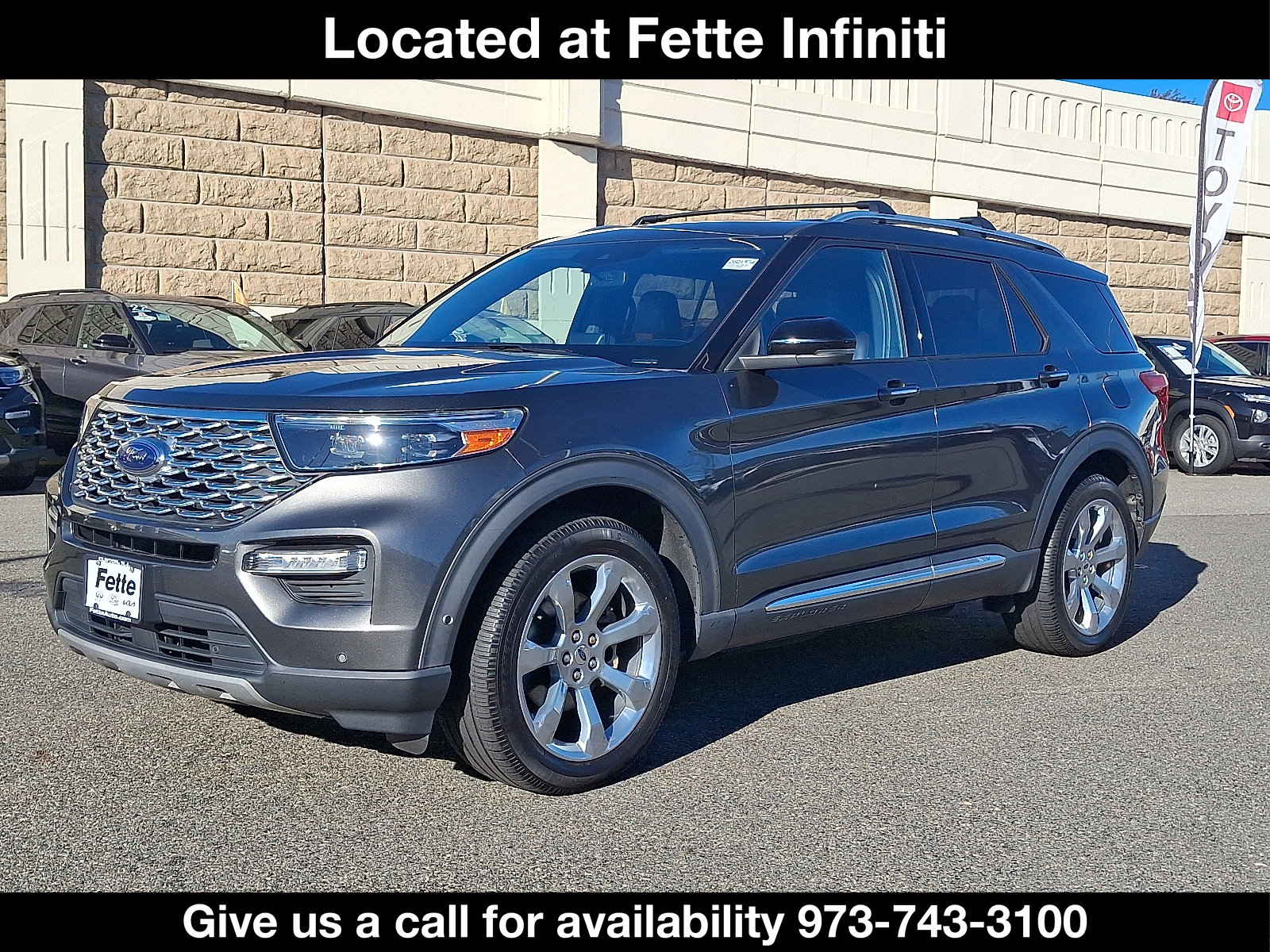 Used 2020 Ford Explorer Platinum w/ Premium Technology Package image 1