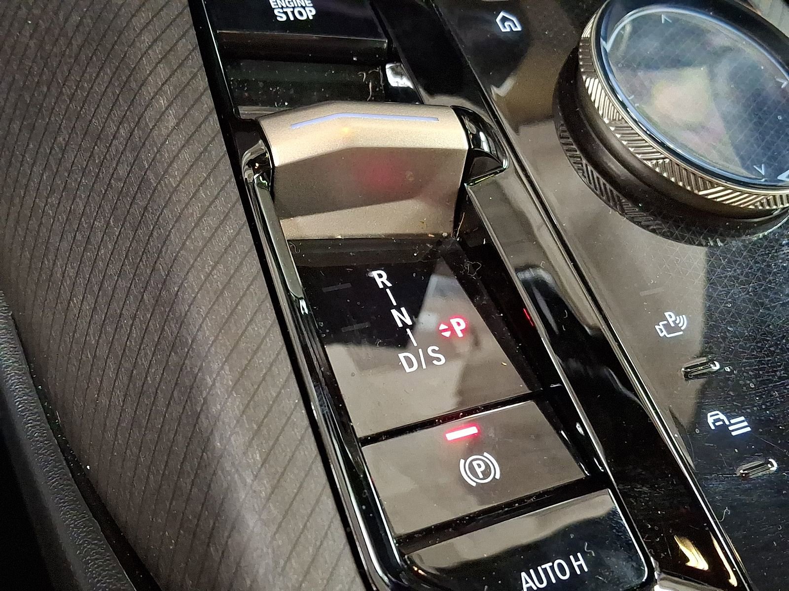 Used 2025 BMW X3 xDrive30i w/ Convenience Package image 12