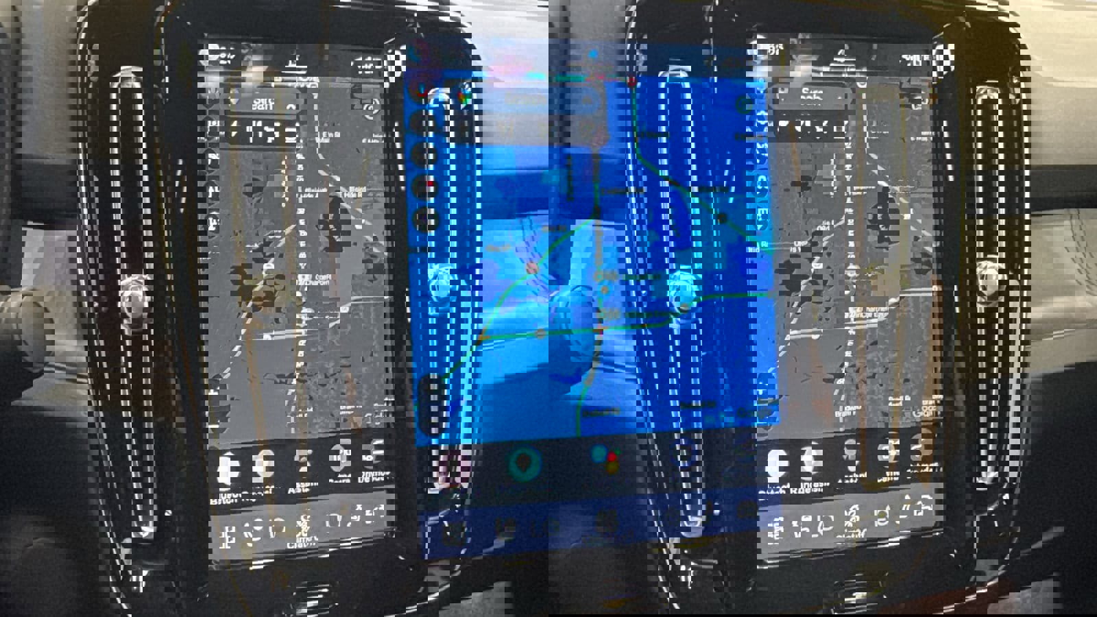 Used 2023 Volvo C40 P8 Recharge Ultimate image 16