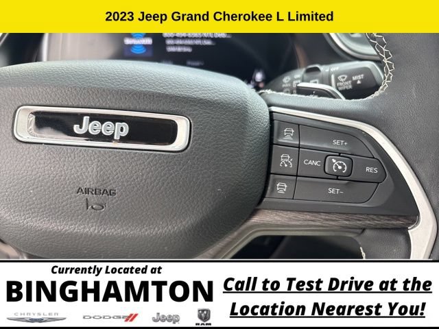 Used 2023 Jeep Grand Cherokee L Limited w/ Black Appearance Package AWD/4WD image 14