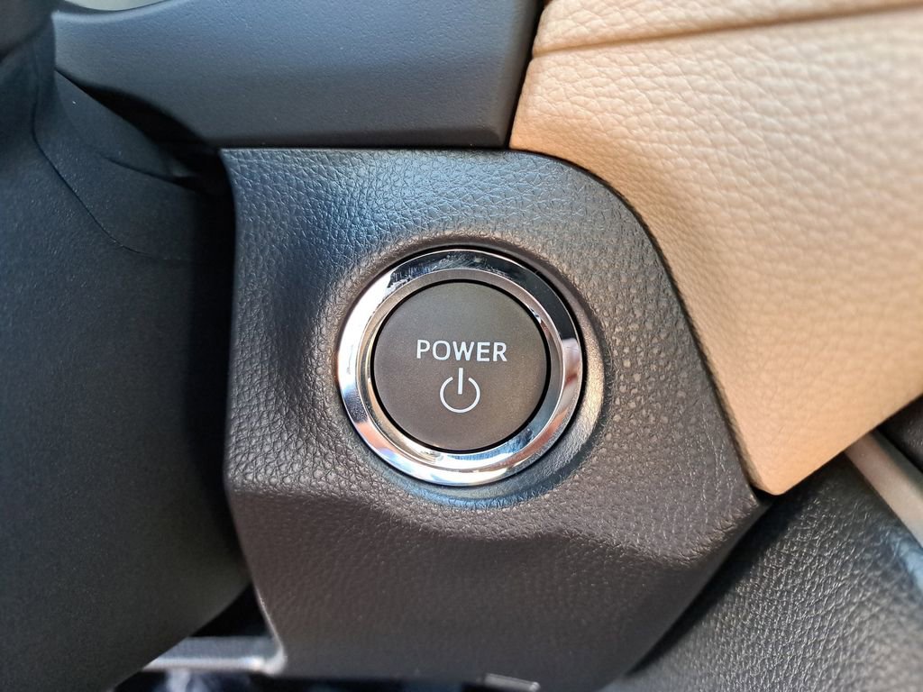 New 2025 Toyota RAV4 XLE image 28