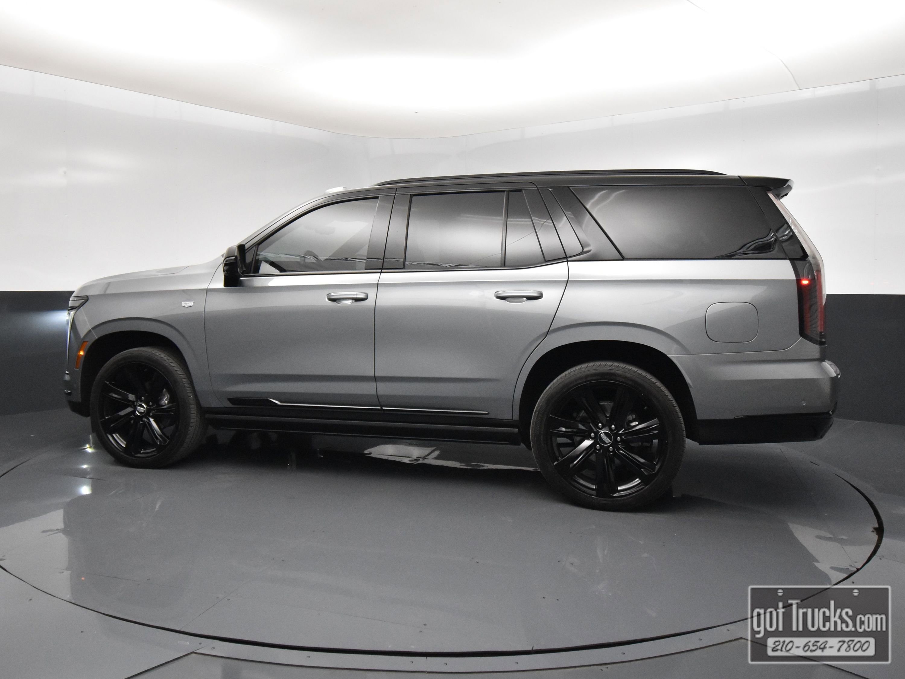 Used 2026 Cadillac Escalade Sport w/ Touring Package AWD/4WD image 3