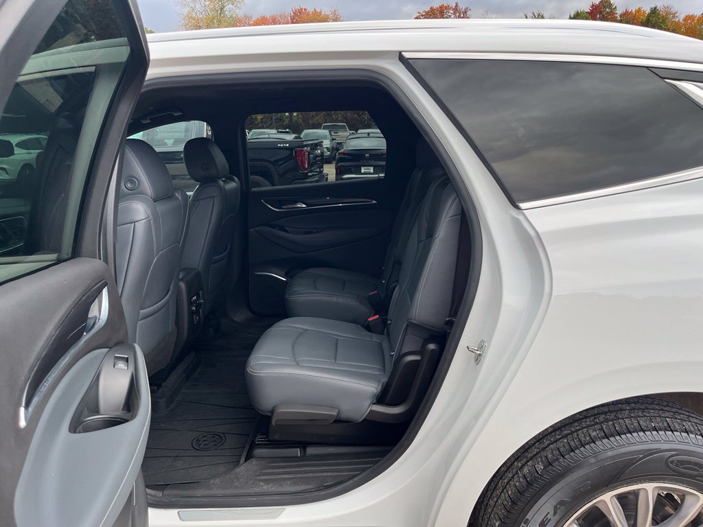 Used 2022 Buick Enclave Essence w/ Trailering Package, 5000 lbs. AWD/4WD image 31