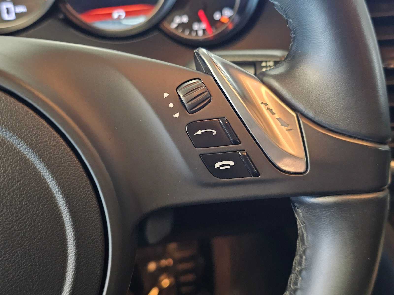 Used 2013 Porsche Cayenne AWD/4WD image 16