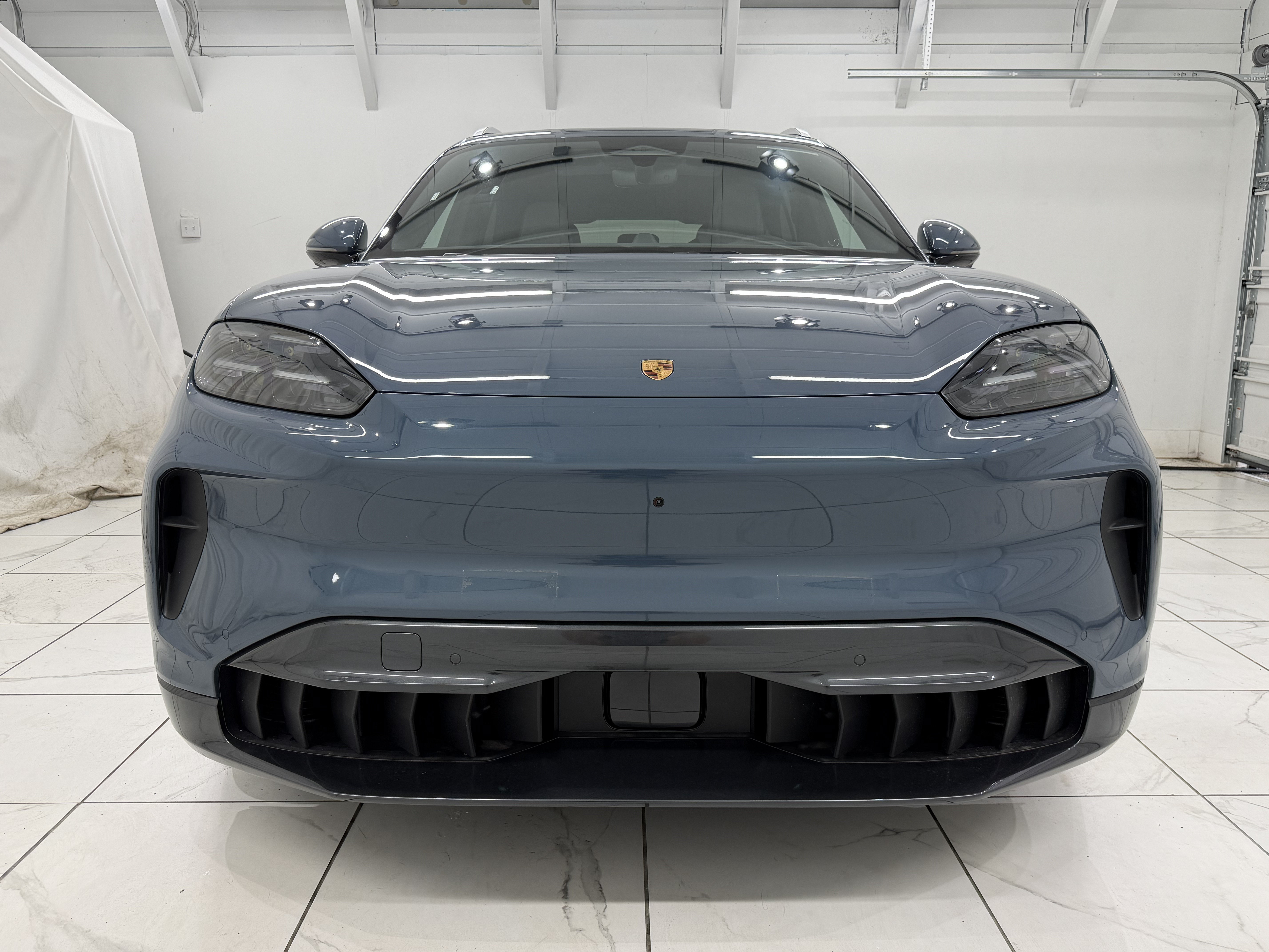 New 2026 Porsche Cayenne Electric AWD/4WD image 9