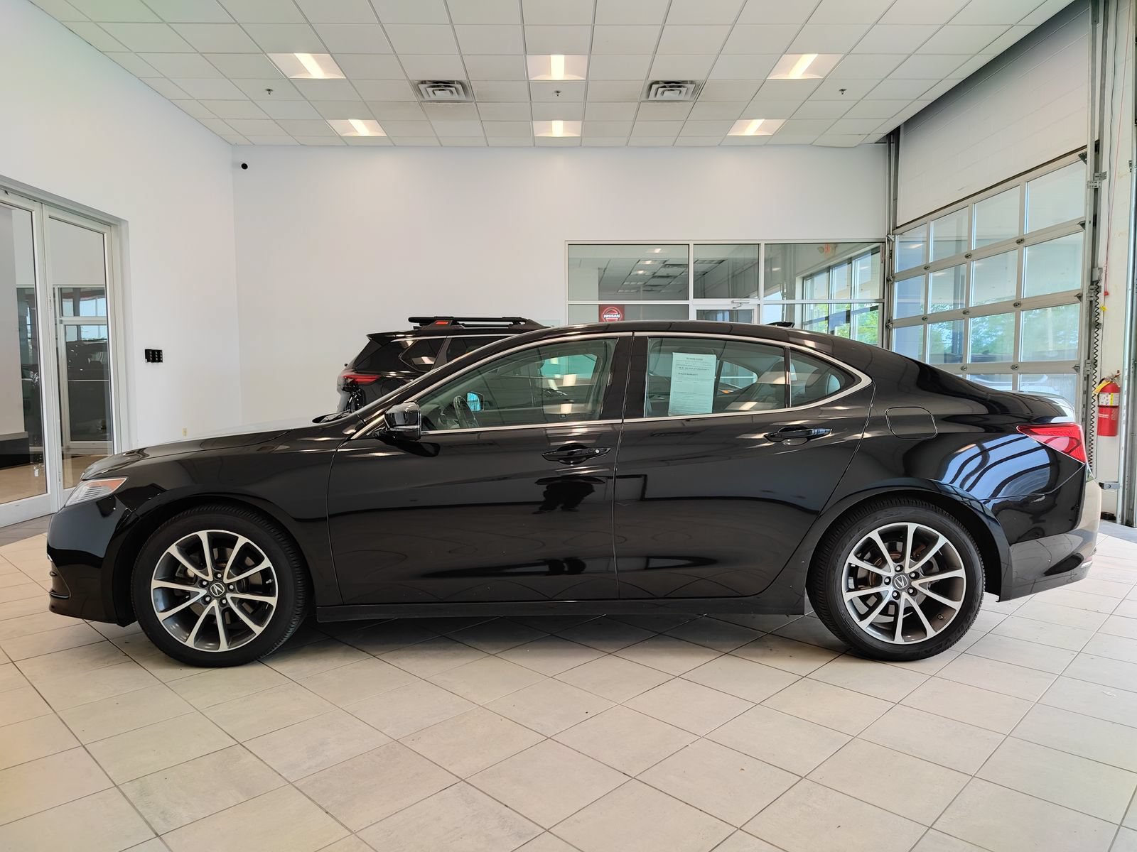 Used 2015 Acura TLX w/ Technology Package AWD/4WD image 6