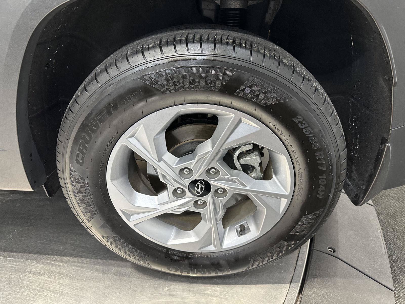 Certified 2024 Hyundai Tucson SEL AWD/4WD image 10