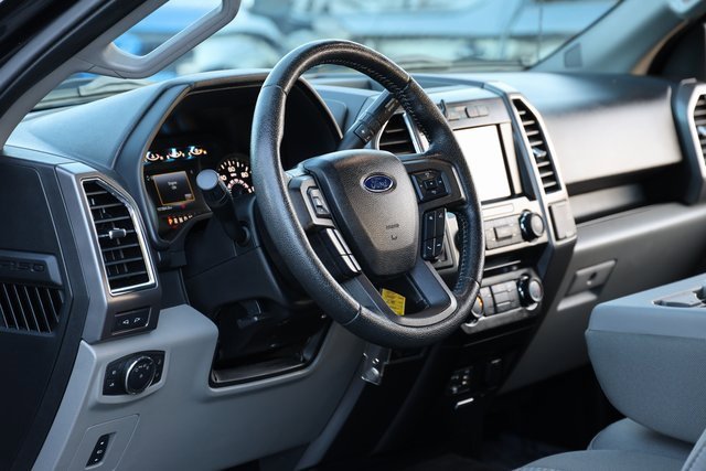 Used 2015 Ford F150 XLT w/ Equipment Group 302A Luxury image 13