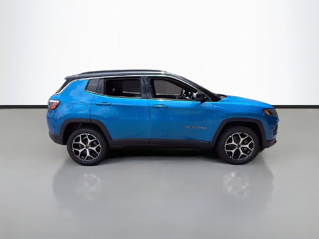 New 2026 Jeep Compass Limited w/ Sun, Sound & Navigation Group AWD/4WD image 5