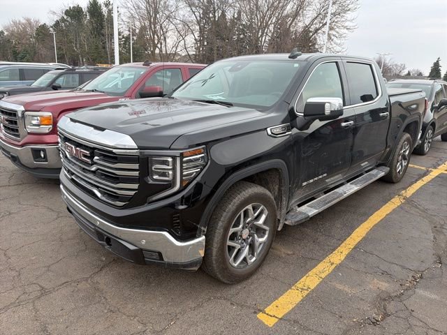 Used 2025 GMC Sierra 1500 SLT w/ SLT Premium Plus Package image 5
