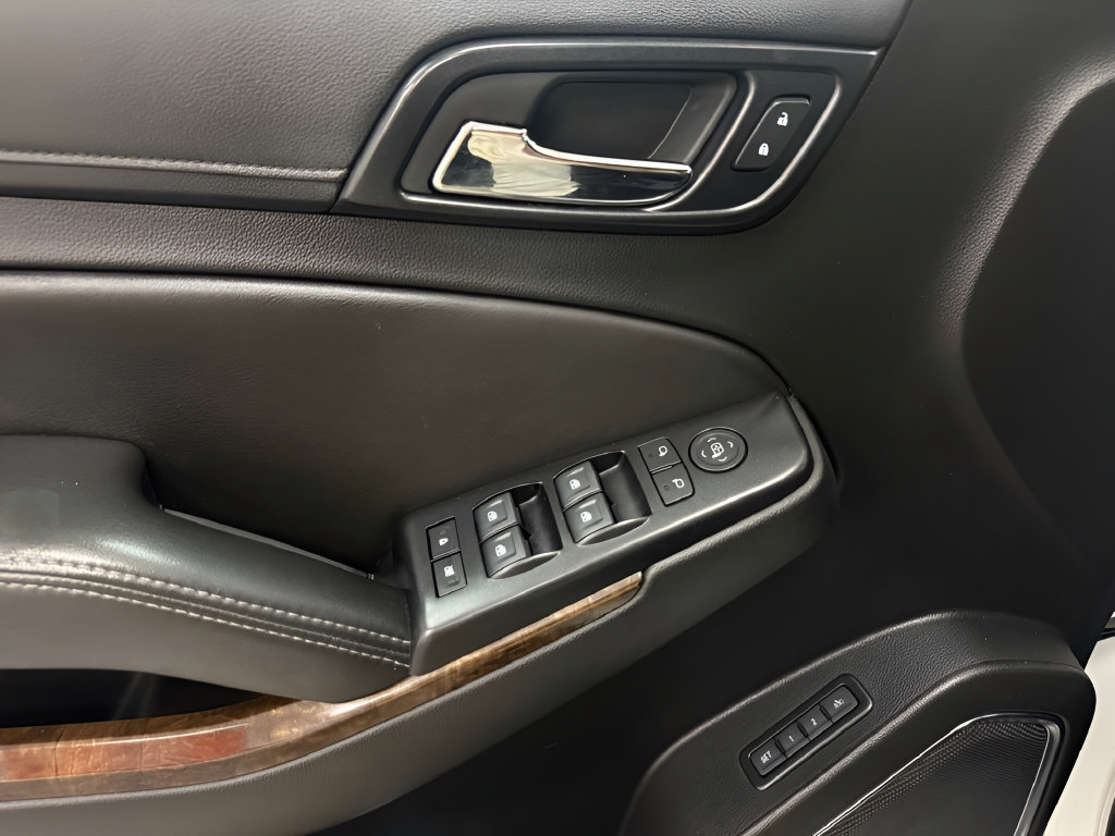Used 2018 Chevrolet Tahoe LT RWD image 12