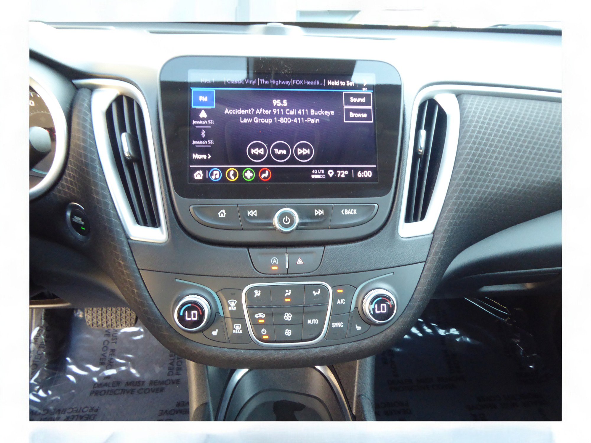 Used 2023 Chevrolet Malibu LT FWD image 12