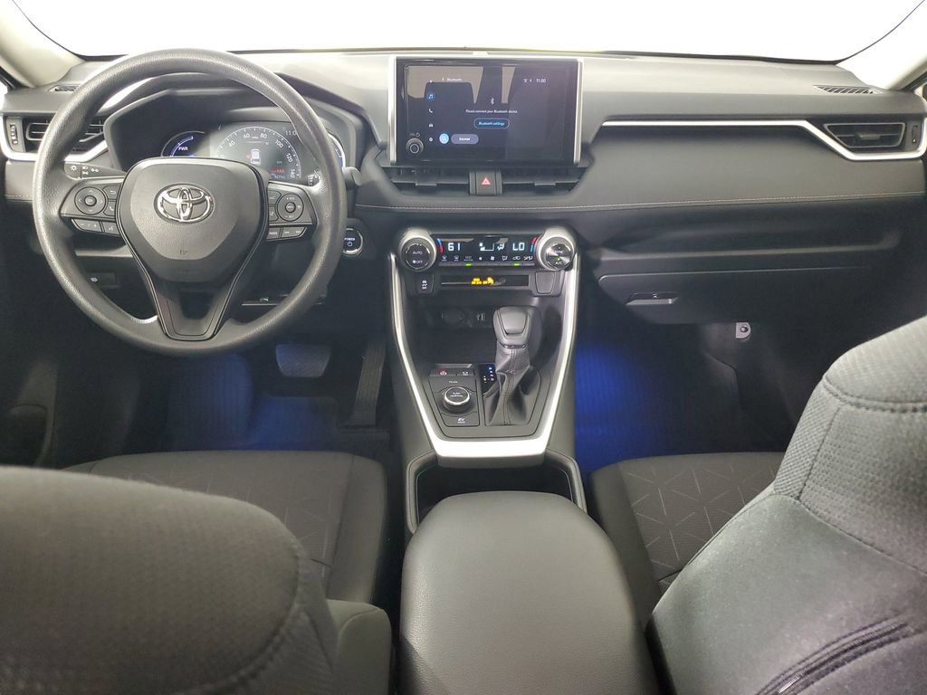 Used 2025 Toyota RAV4 XLE image 14