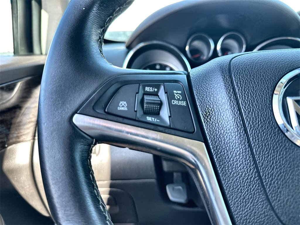 Used 2016 Buick Encore FWD image 31