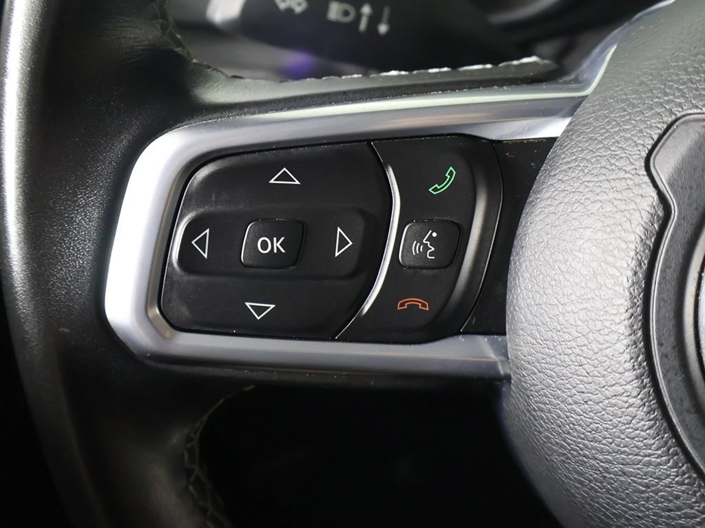 Used 2021 Jeep Wrangler Unlimited Sahara AWD/4WD image 36
