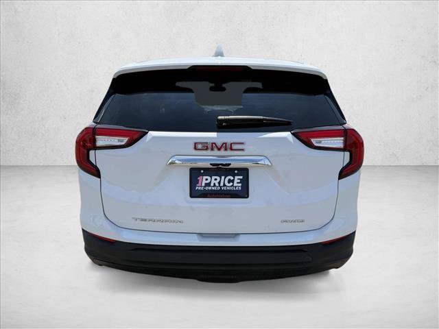 Used 2024 GMC Terrain SLE AWD/4WD image 6