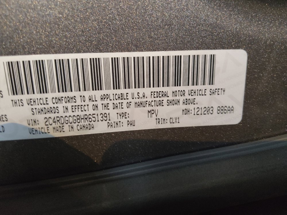 Used 2017 Dodge Grand Caravan SXT image 33
