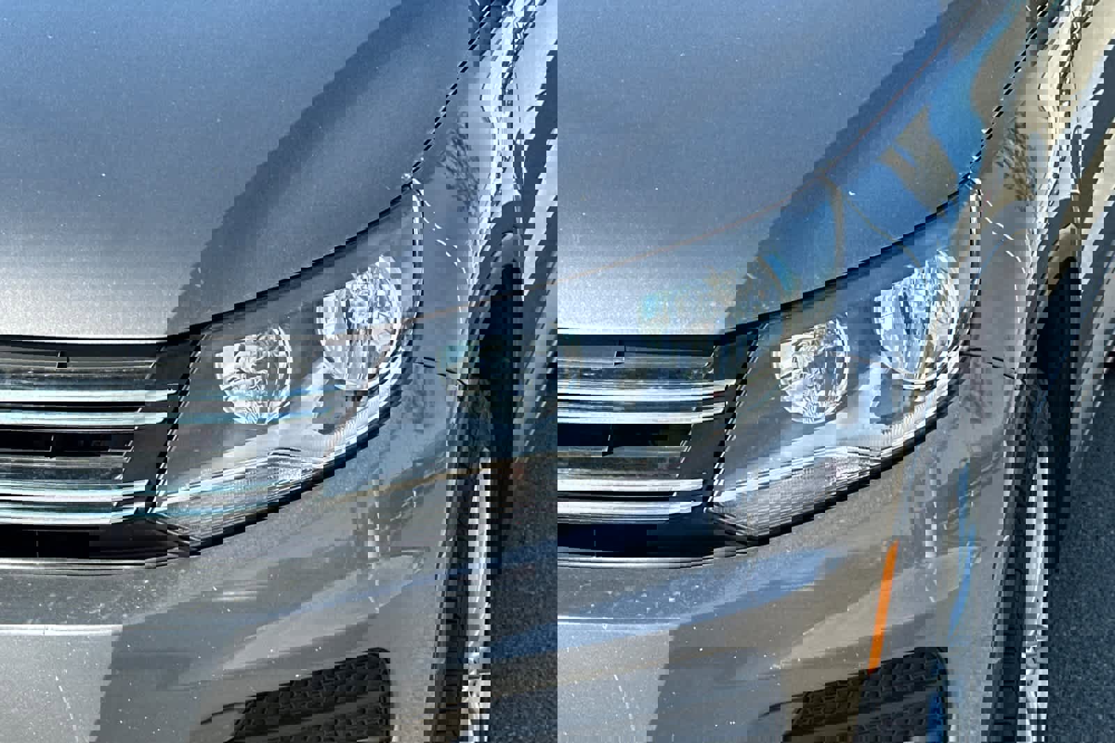 Used 2017 Volkswagen Tiguan Limited w/ Premium Package image 11