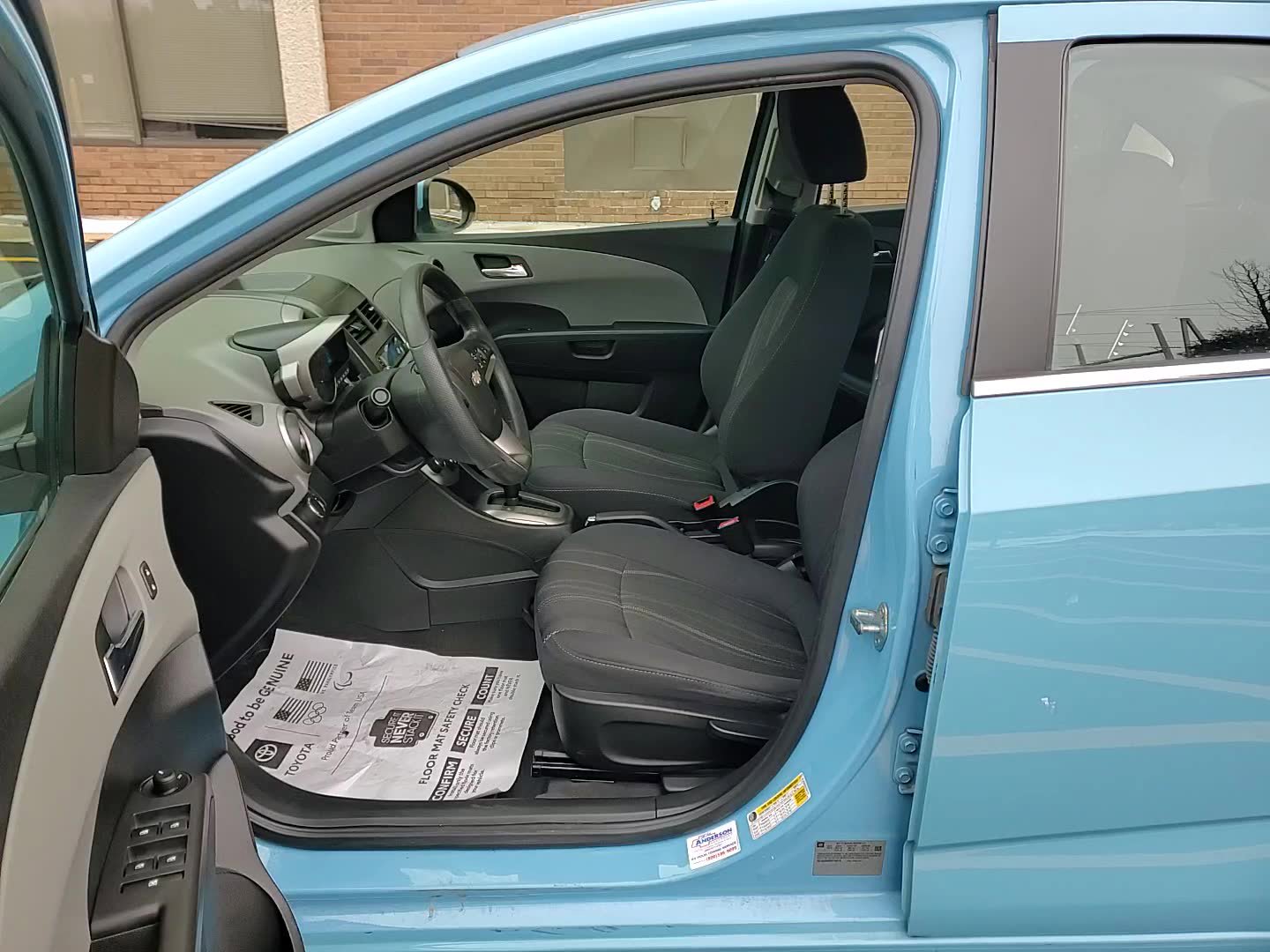 Used 2014 Chevrolet Sonic LT image 11