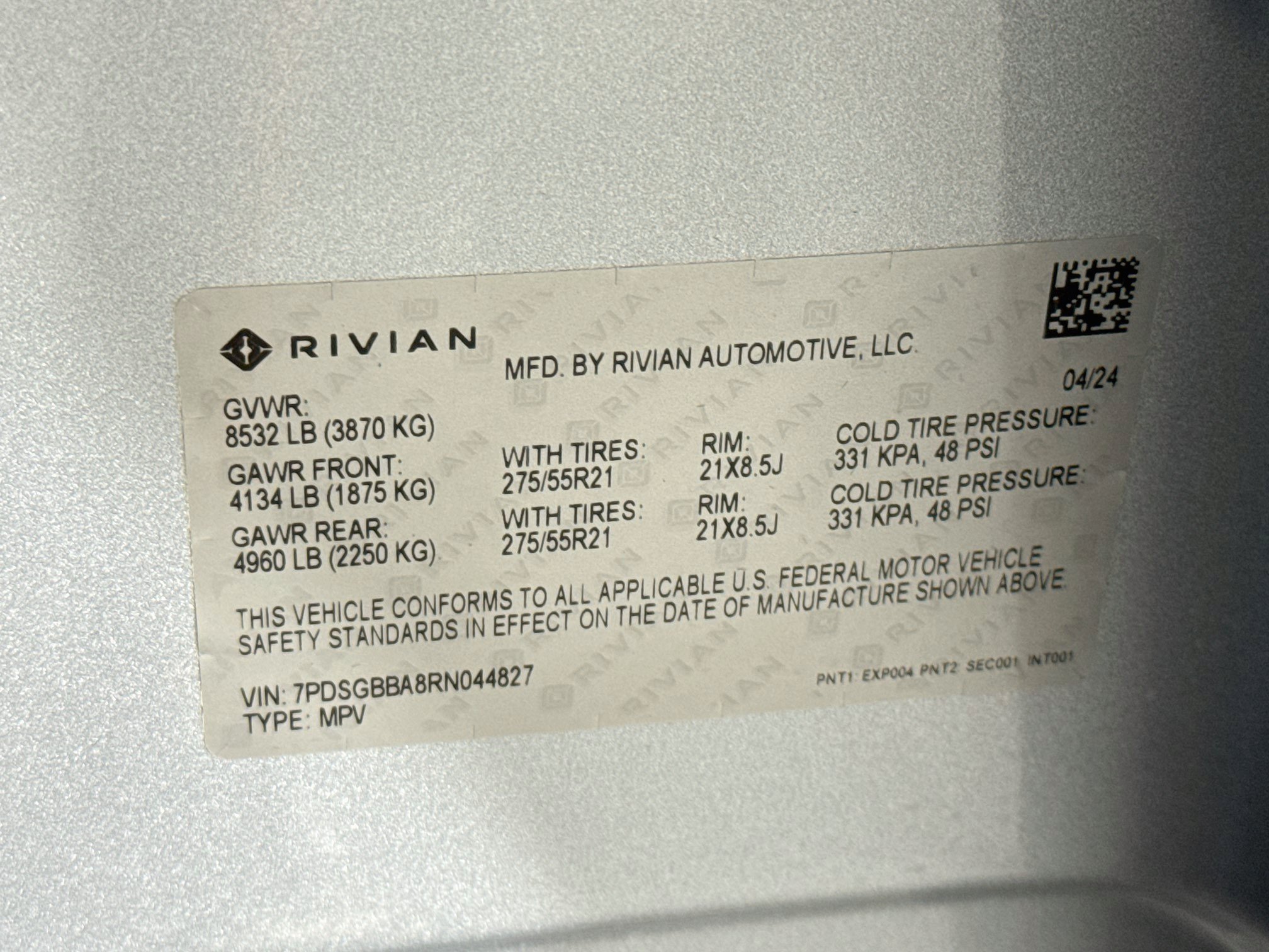 Used 2024 Rivian R1S Adventure AWD/4WD image 35