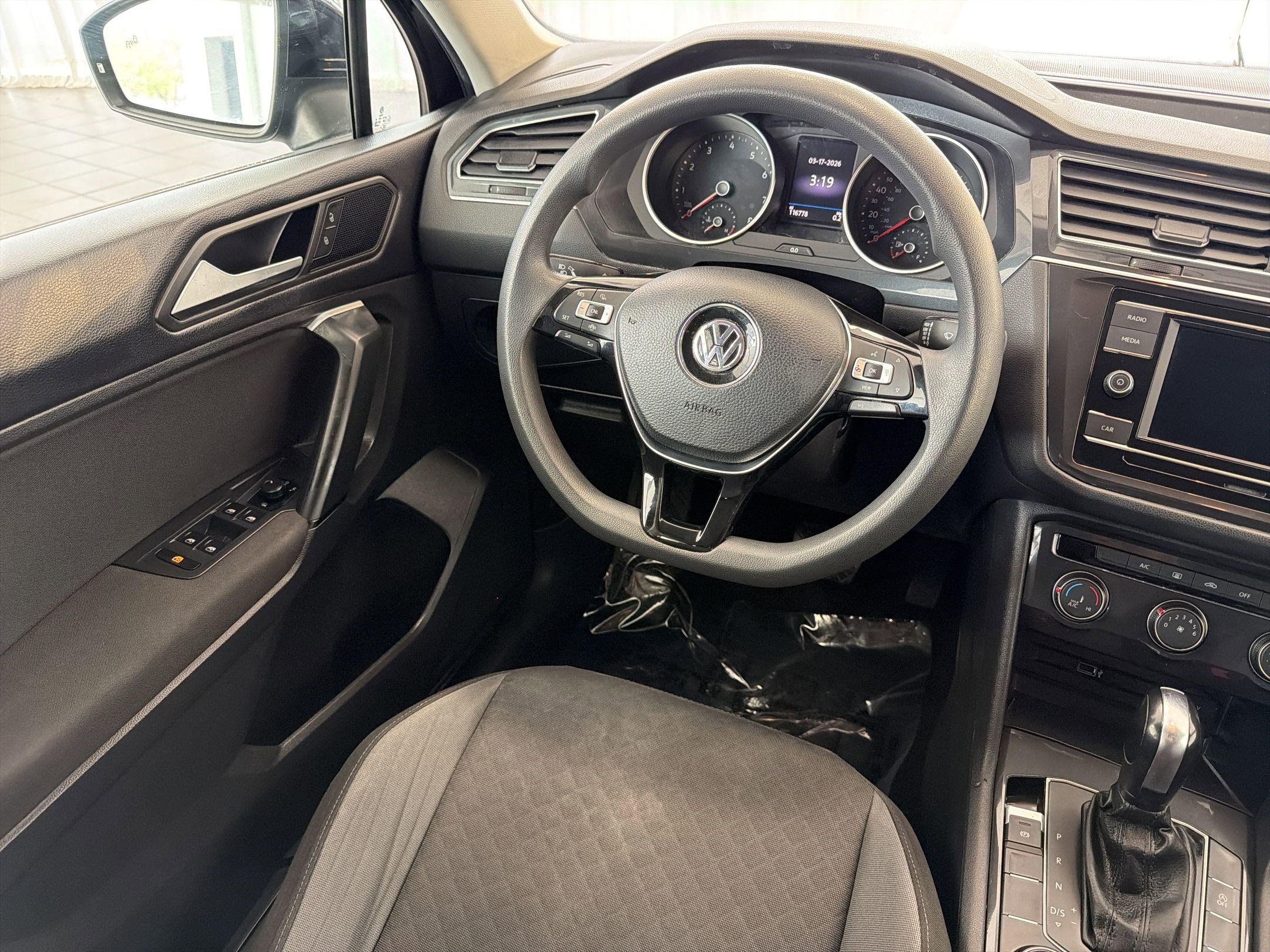 Used 2019 Volkswagen Tiguan S w/ Driver Assistance Package image 25