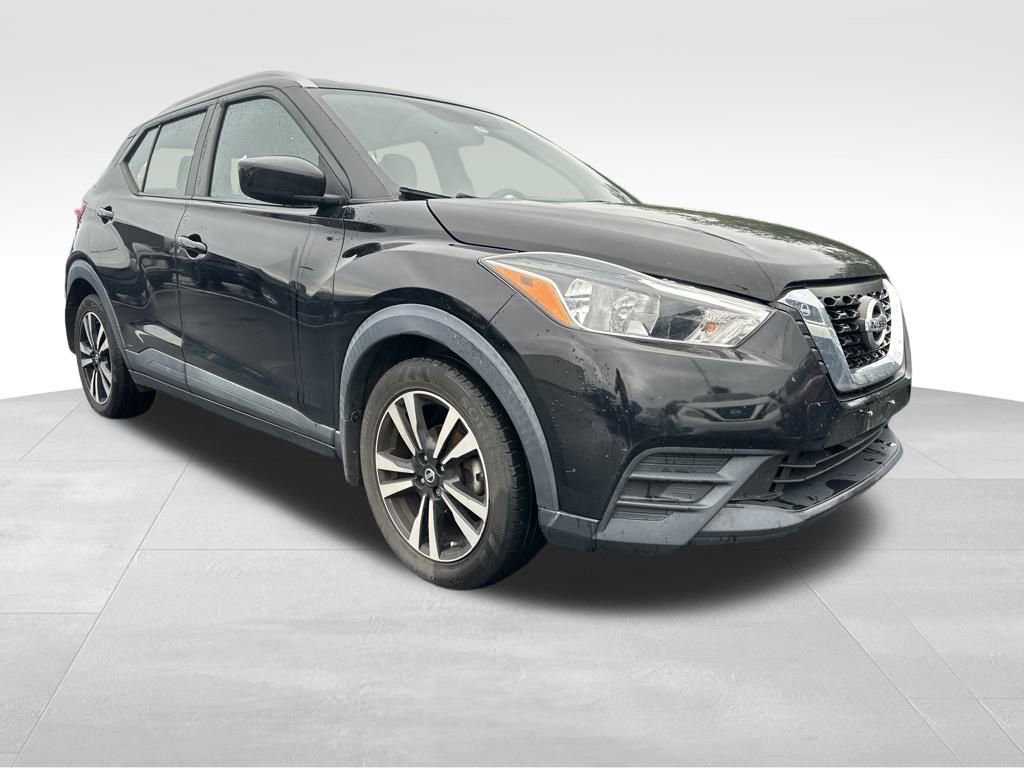 Used 2018 Nissan Kicks SV