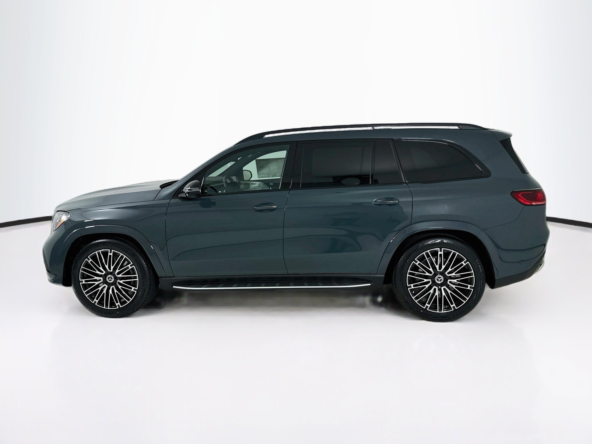 New 2027 Mercedes-Benz GLS 450 4MATIC image 5