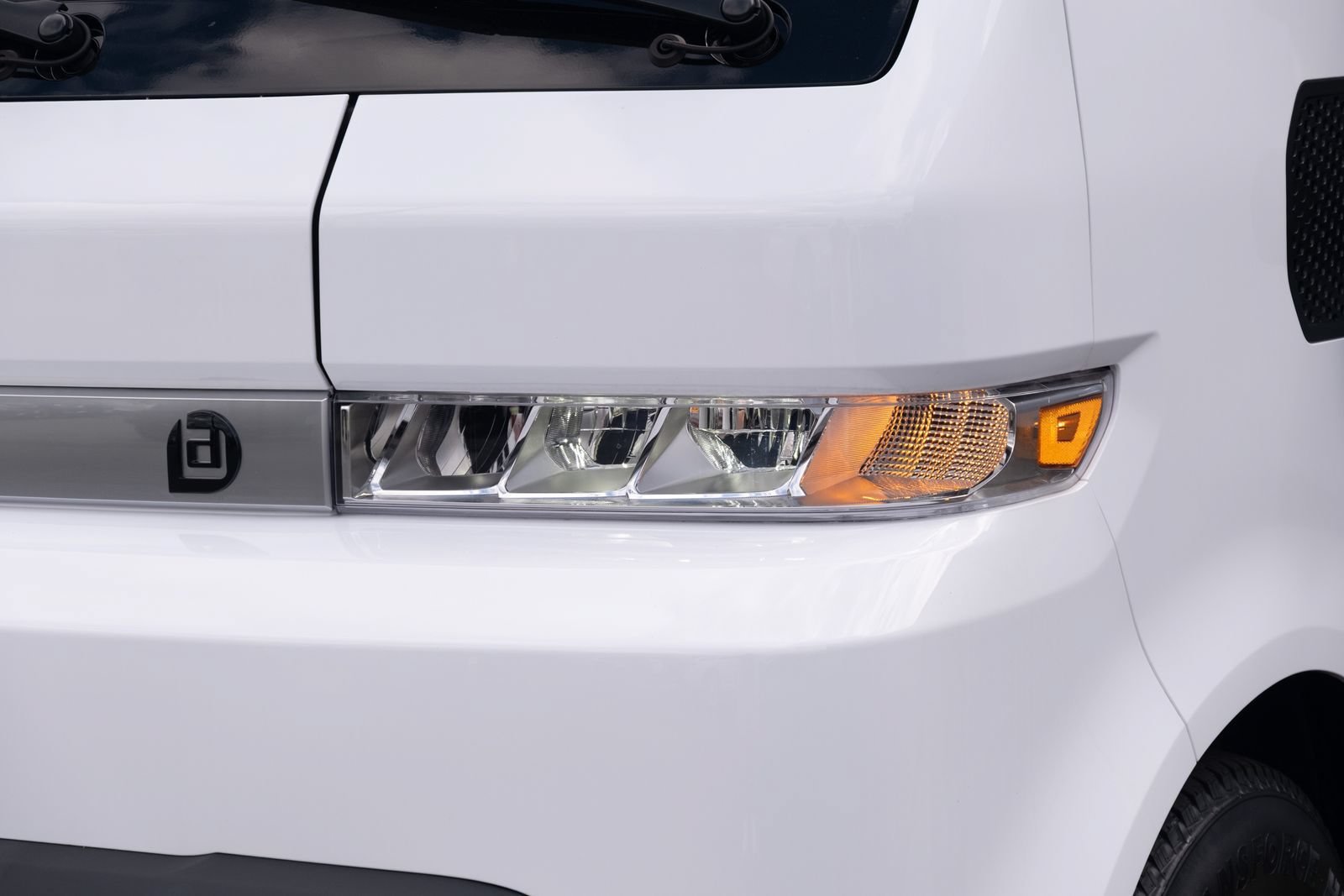 Used 2024 Chevrolet Brightdrop 600 w/ Battery Pack, Max Range AWD/4WD image 13