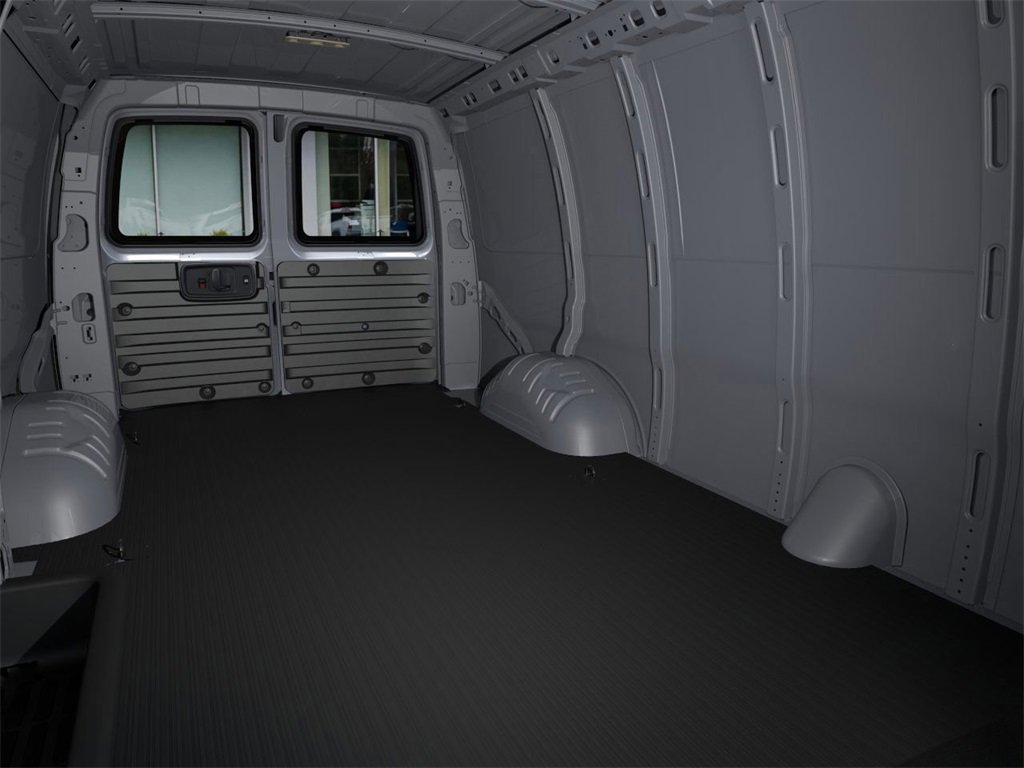 New 2025 Chevrolet Express 2500 image 17