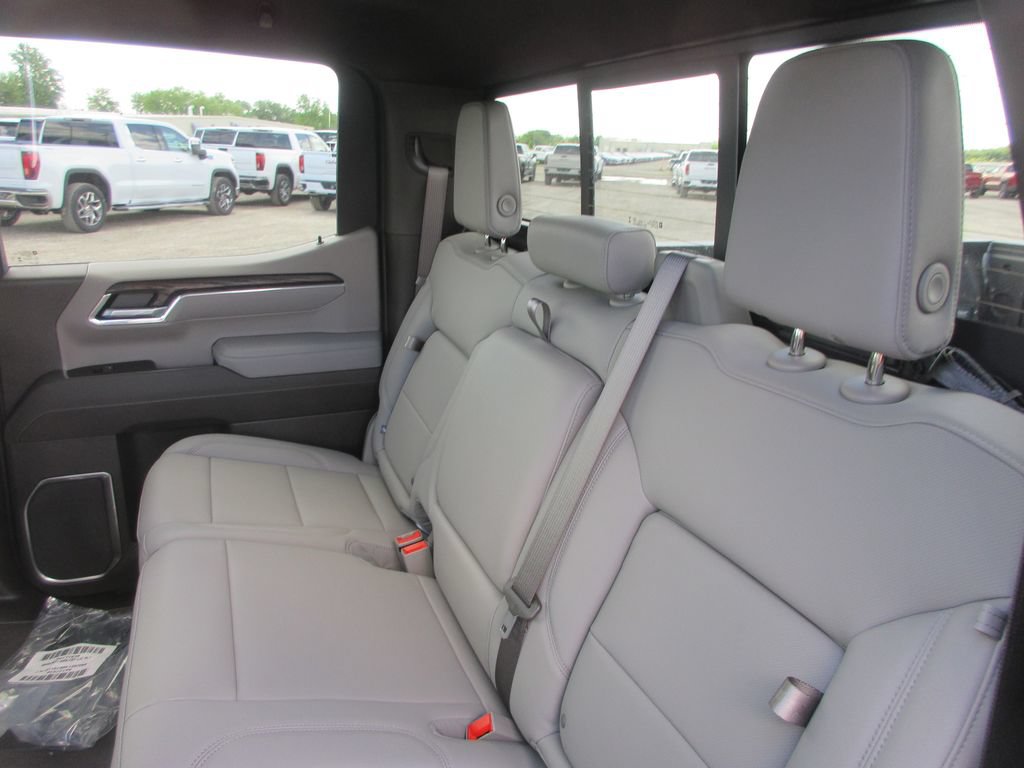 New 2026 GMC Sierra 1500 SLT w/ SLT Premium Plus Package AWD/4WD image 16