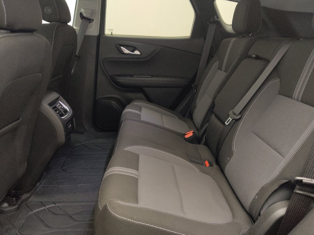Used 2024 Chevrolet Blazer LT w/ Convenience Package FWD image 18