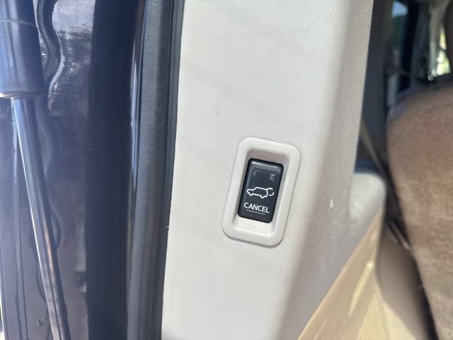 Used 2013 Nissan Armada Platinum AWD/4WD image 13