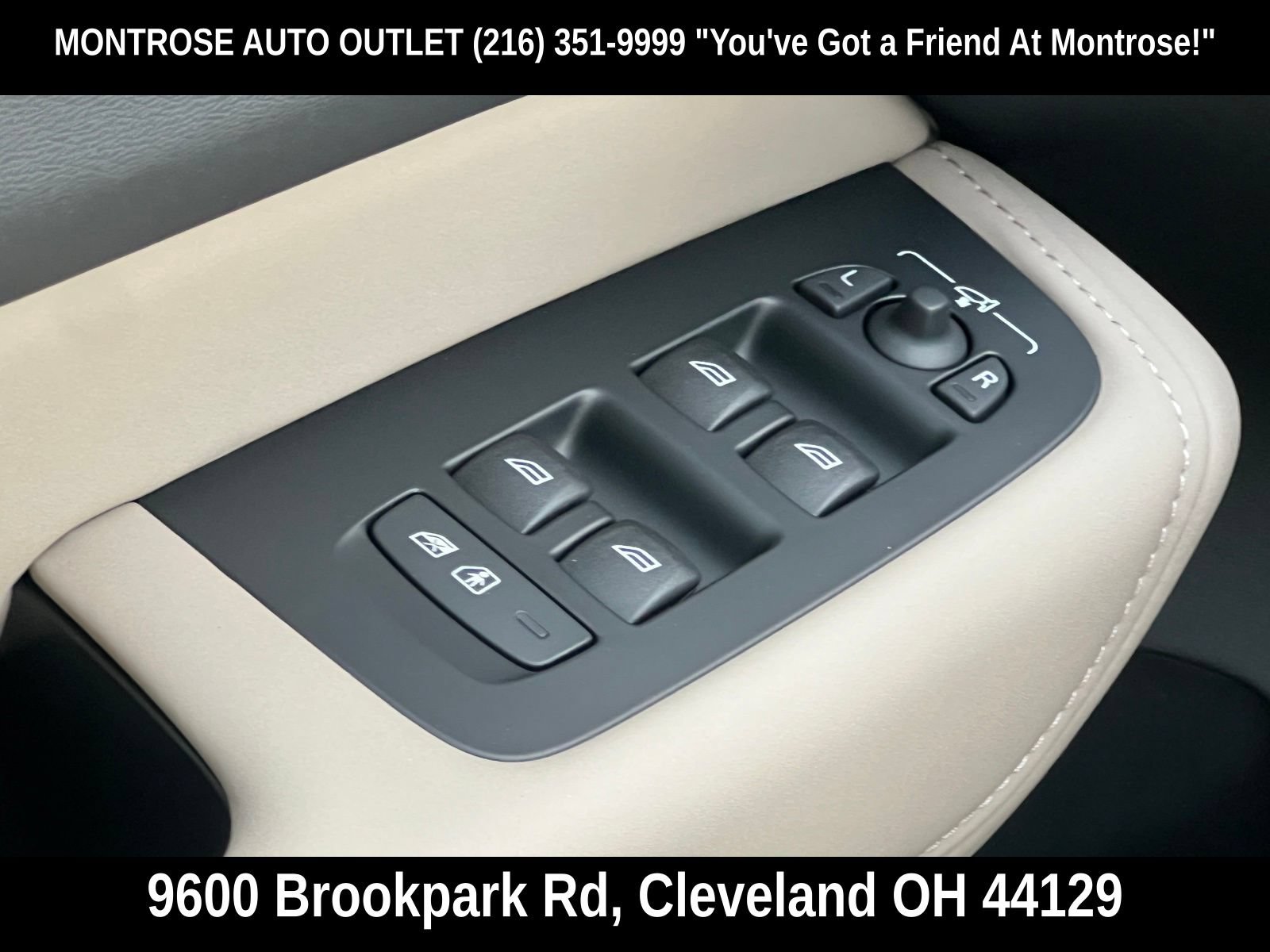 New 2026 Volvo XC60 B5 Plus w/ Protection Package Premier AWD/4WD image 33
