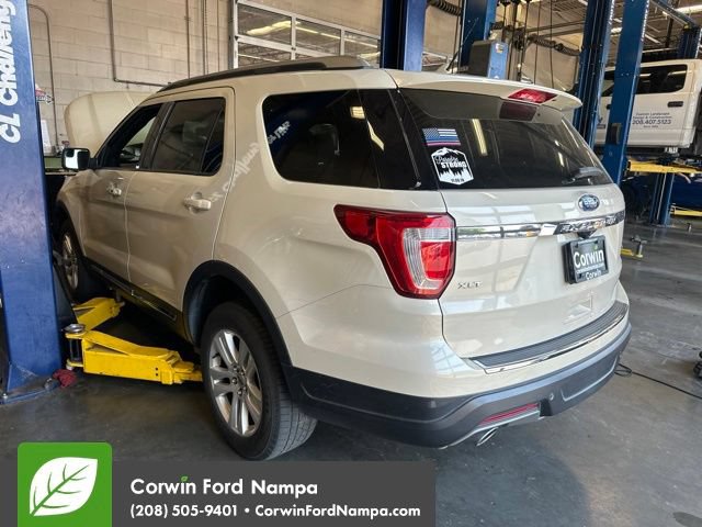 Used 2018 Ford Explorer XLT w/ Equipment Group 201A AWD/4WD image 3