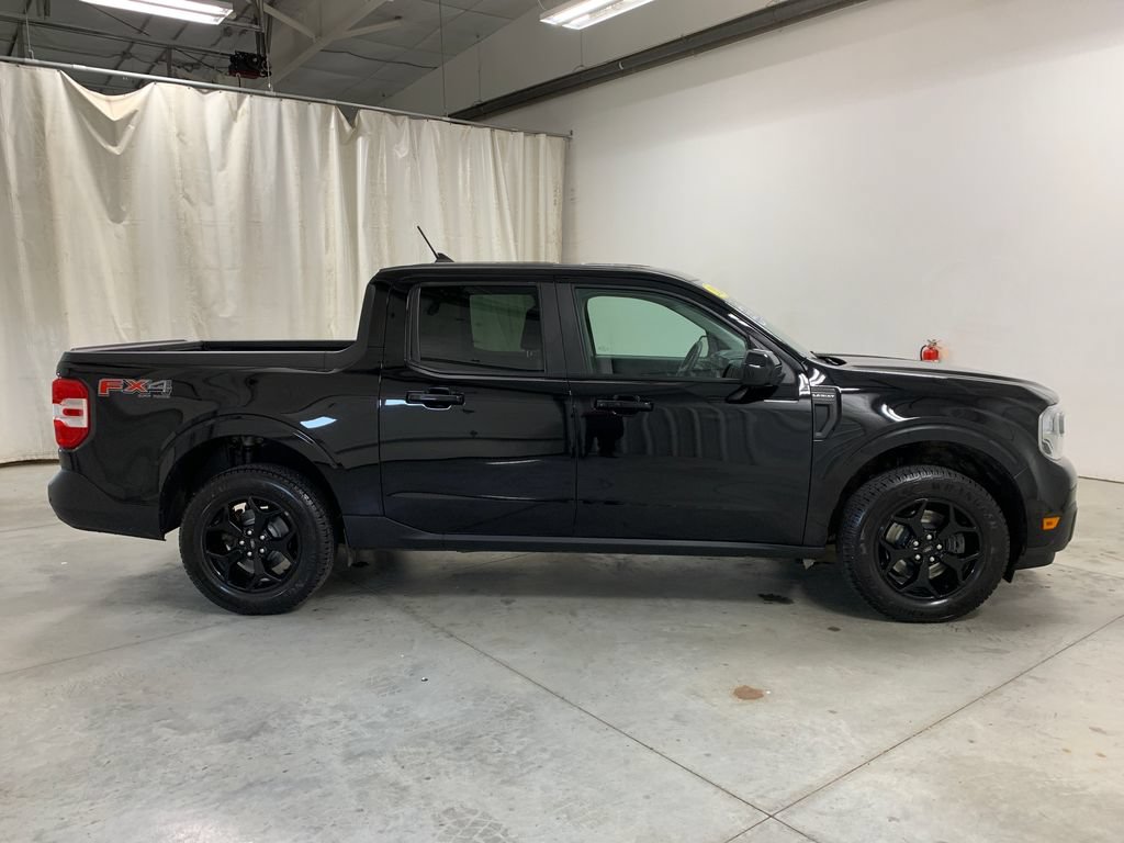 Used 2024 Ford Maverick Lariat w/ FX4 Off-Road Package AWD/4WD image 28