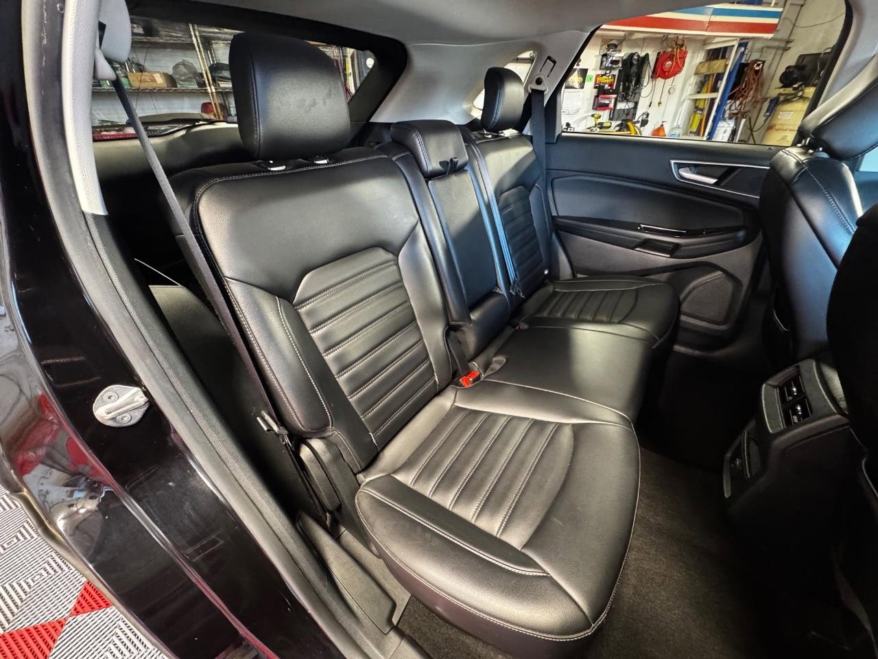 Used 2020 Ford Edge SEL image 10