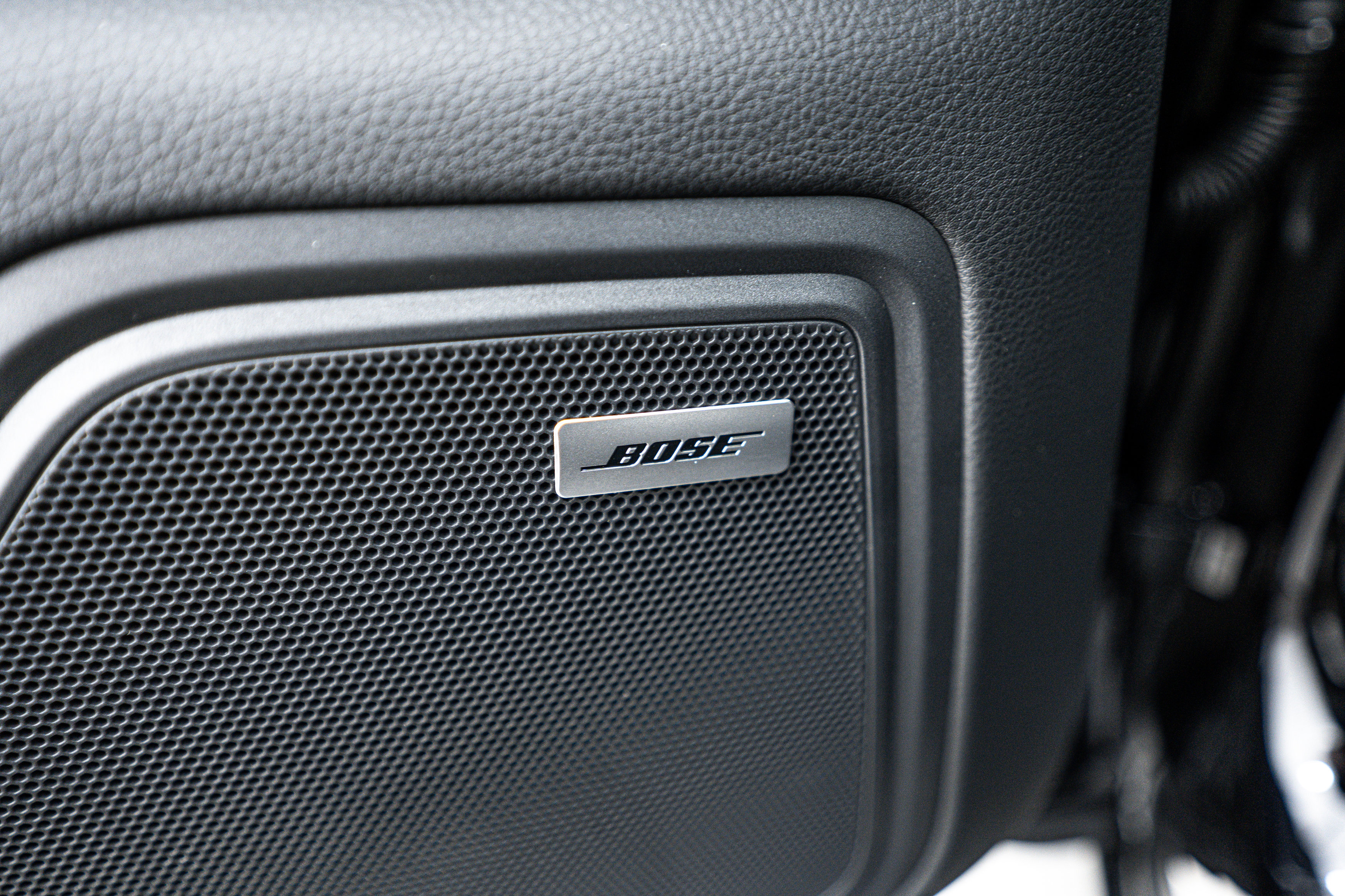 New 2025 Porsche Macan image 19